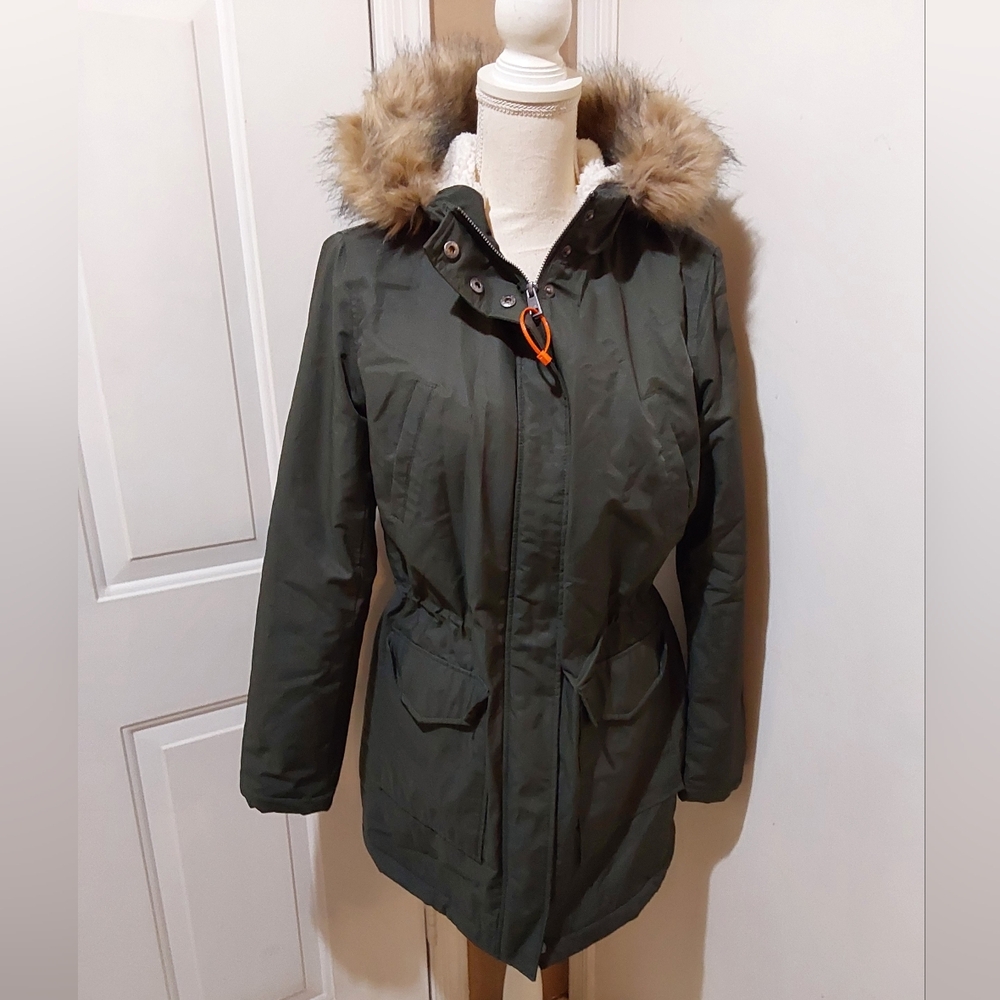 🌺 Like New Levi's Green Excursion Parka/Jacket/Coat with Faux Fur Hood